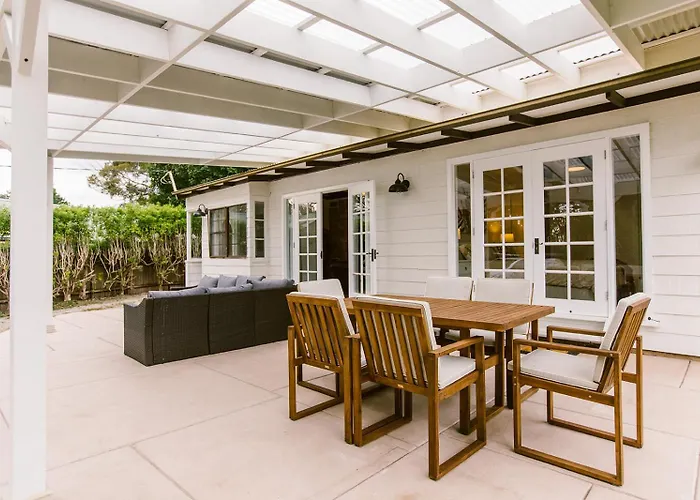Pet-Friendly Highlands Home With Fireplace