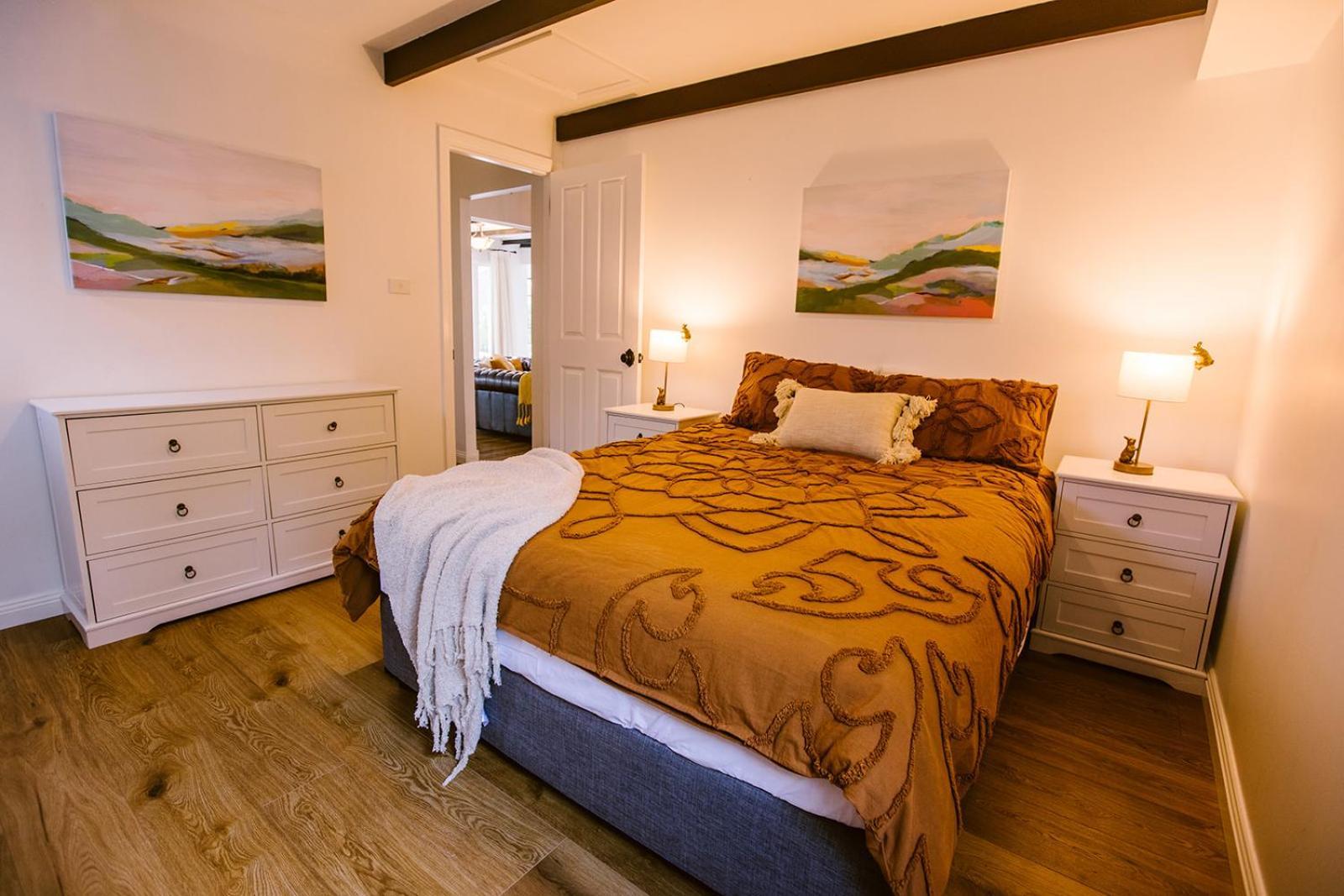 Pet-friendly Highlands With Fireplace *